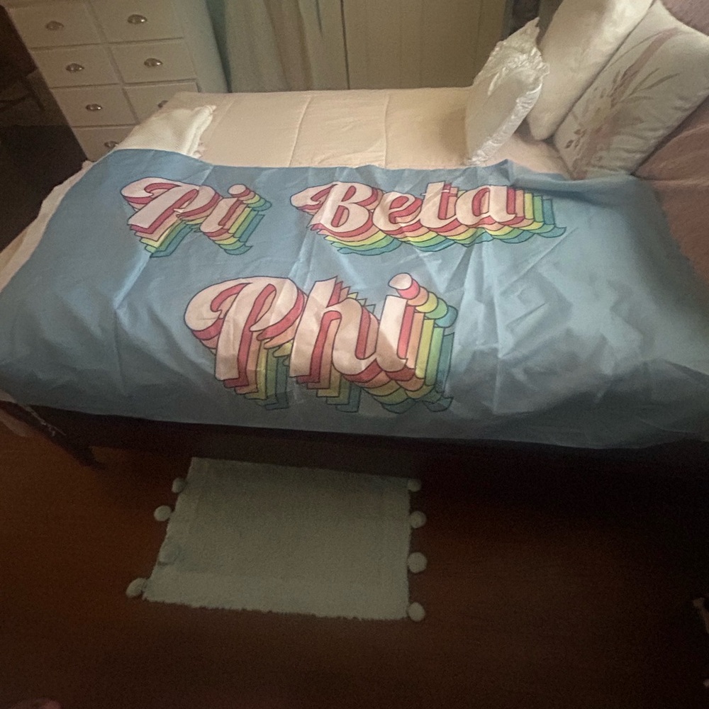 Pi Beta Phi Blue Flag like new ! Cute!
